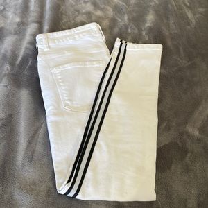 ZARA MAN white denim skinny jeans with distressing and athletic stripes